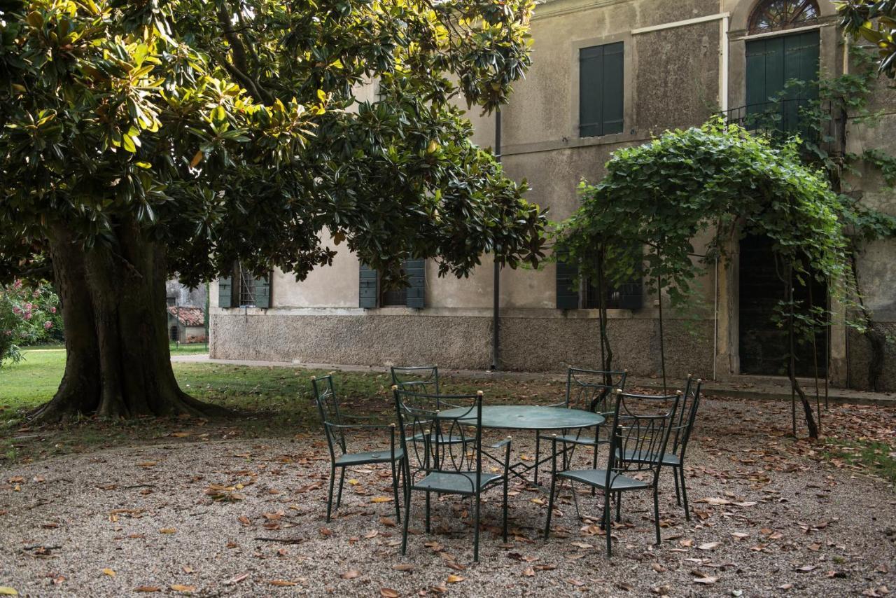 Agriturismo Lecolombare Nogarole Rocca Exterior photo